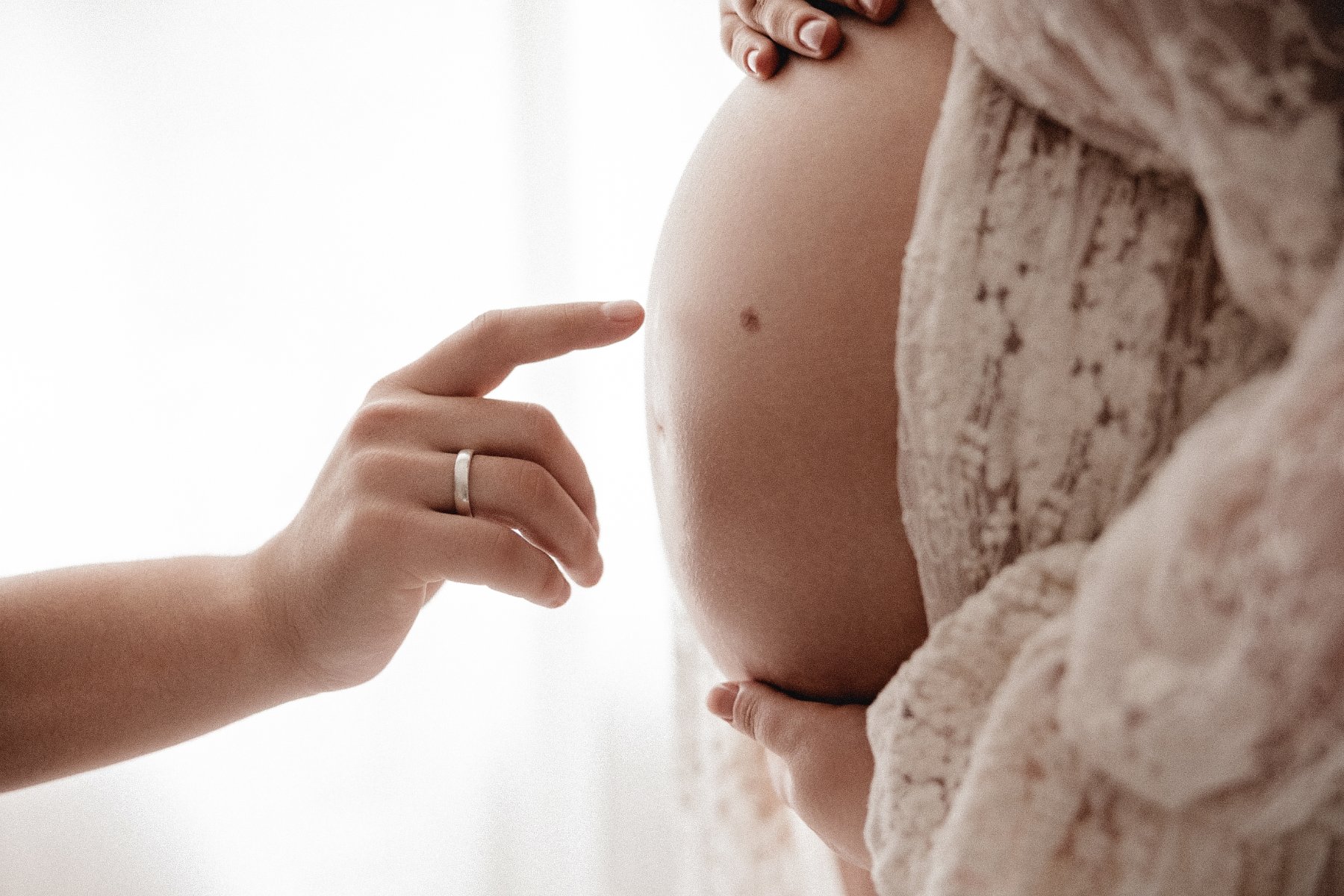 Babybauch – Portfolioaufnahme 2